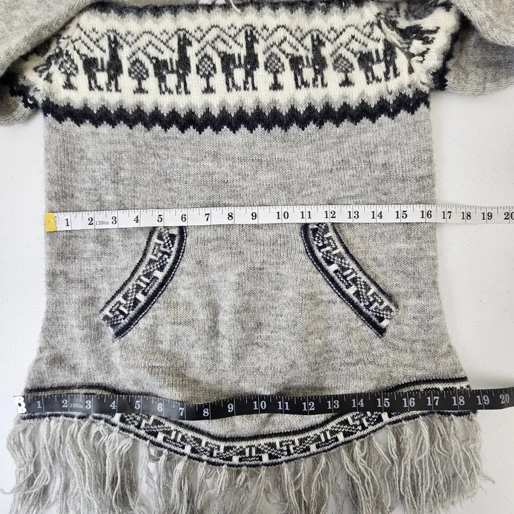 Alpaca Connection Sweater Womens Size M Gray Wool Hooded Pullover Fringe Pocket - Picture 7 of 16
